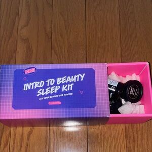 Lush Intro to Beauty Sleep Kit - Purple and Pink
